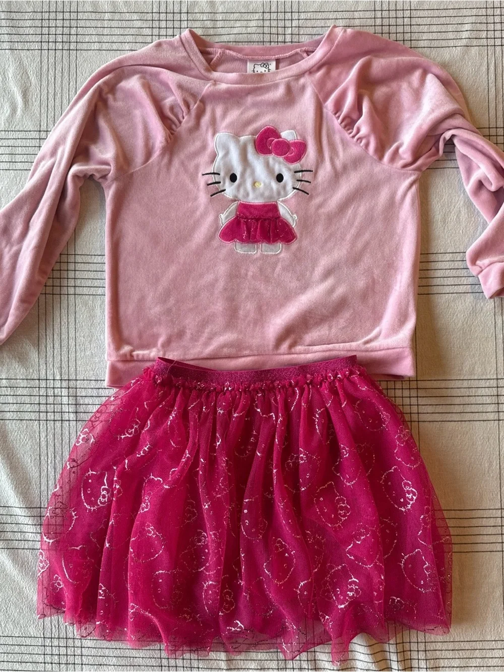 Hello Kitty Pink Pullover & Fuchsia Tulle Skirt Set
